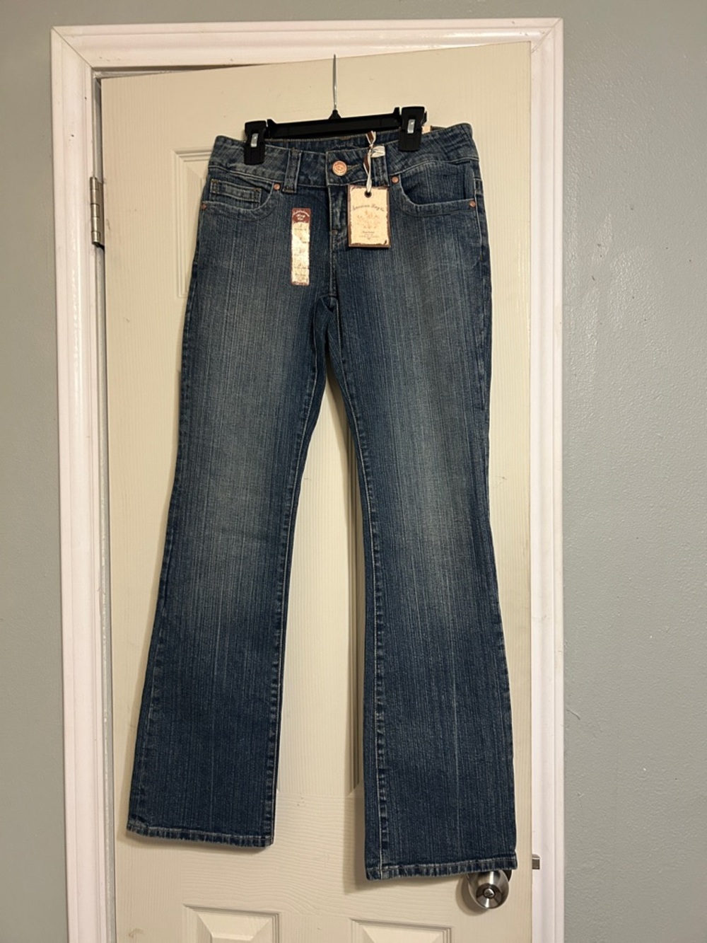 Likeπfor $7 offπ American Rag Cie elite jeans NWT
